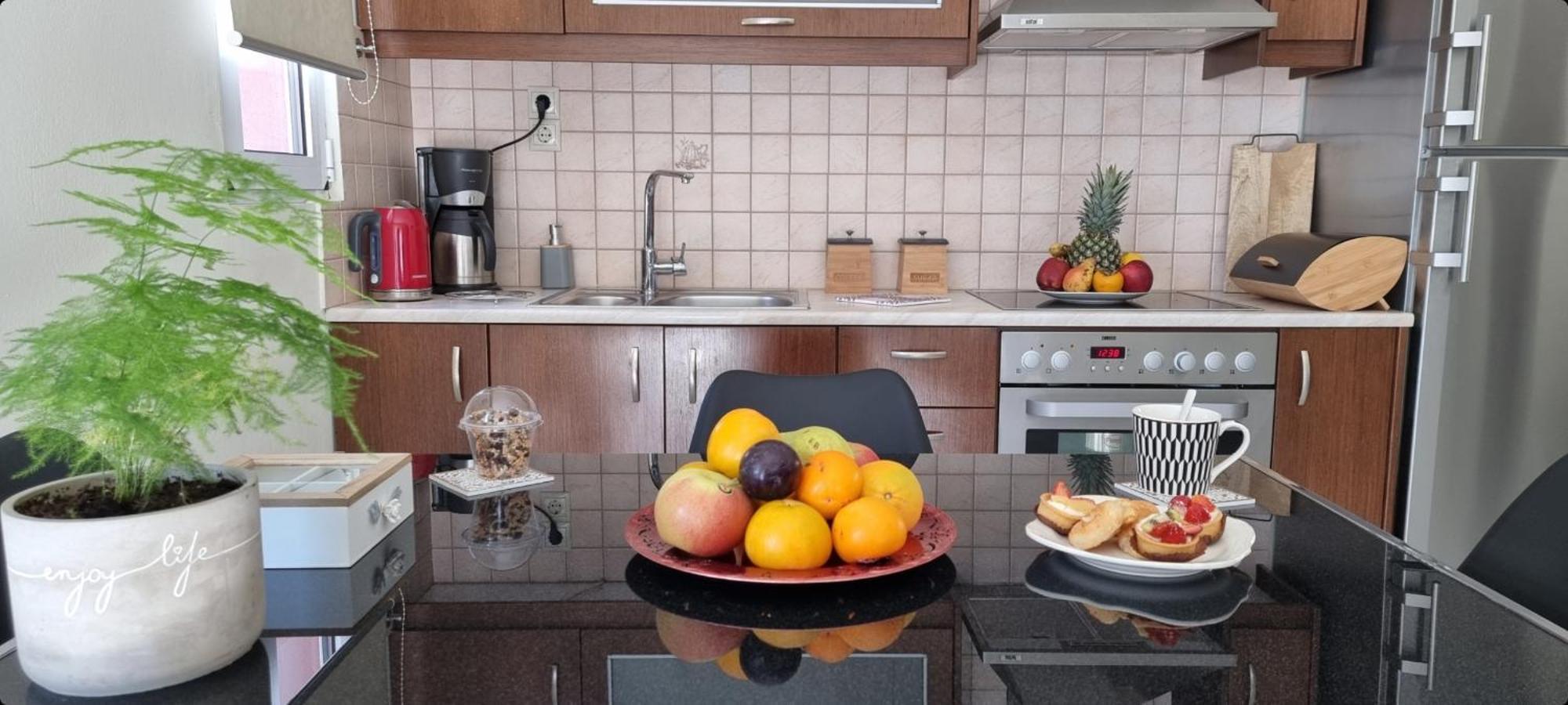 Bright & Modern Apt With View Heraklion  Bagian luar foto