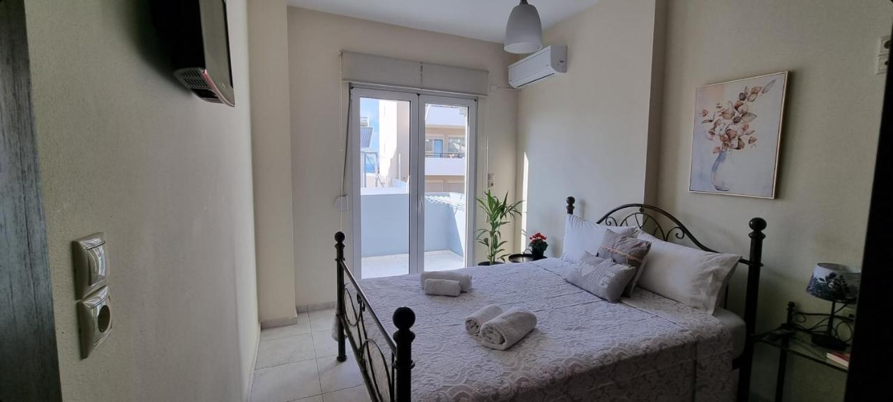 Bright & Modern Apt With View Heraklion  Bagian luar foto