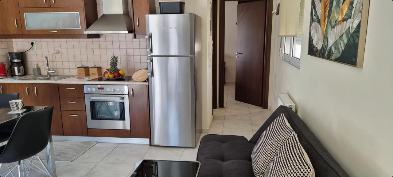 Bright & Modern Apt With View Heraklion  Bagian luar foto